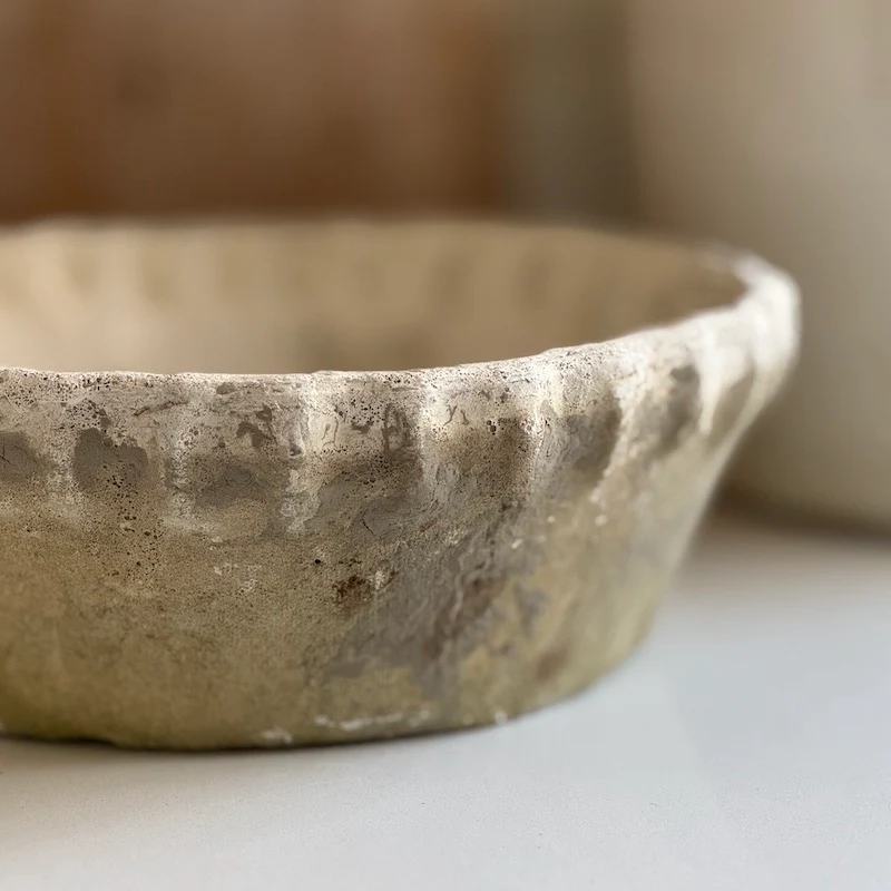 Antiqued Whitestone Dish Planter Frill Rim - Image 4