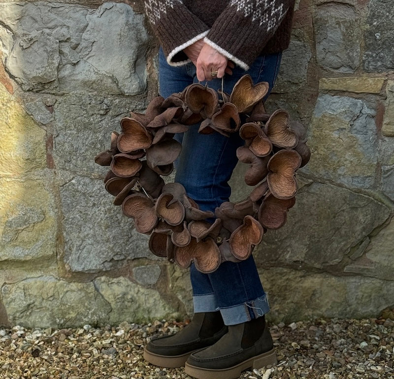 Badam Nut Wreath – 50cm - Image 4