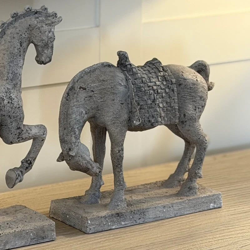 Bowing & Prancing Horse Ornaments – Rustic Decorative Sculptures - Image 3