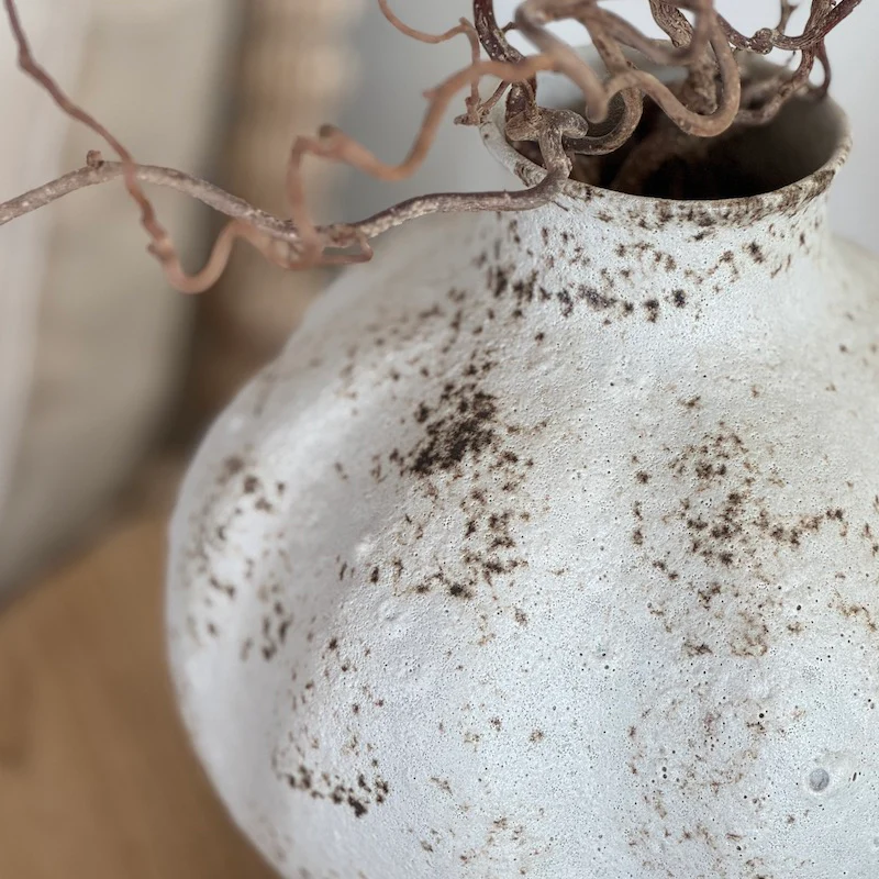 Candia Medium Dimple Vase - Image 3
