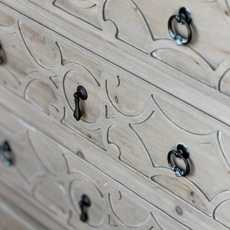 Chipping Chest of Drawers - Image 2