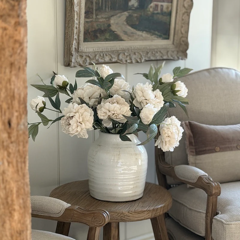 Faux Antique White Country Garden Stem