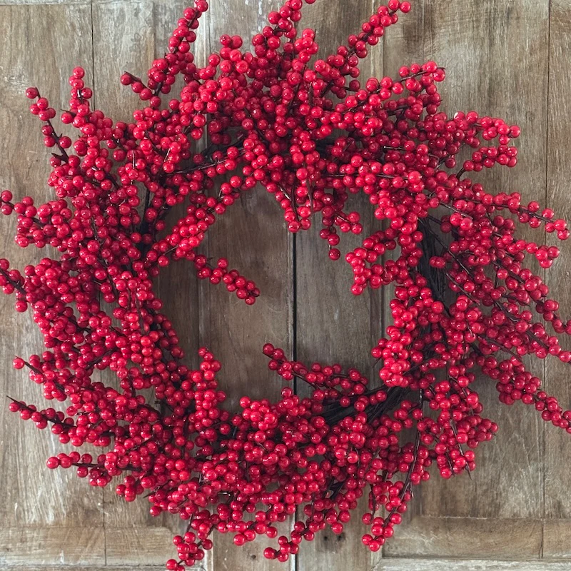 Faux Classic Wild Red Berry Wreath - 60cm - Image 3
