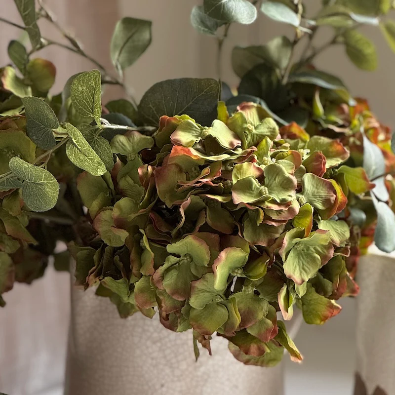 Faux Green Single Hydrangea Stem Short - Image 3