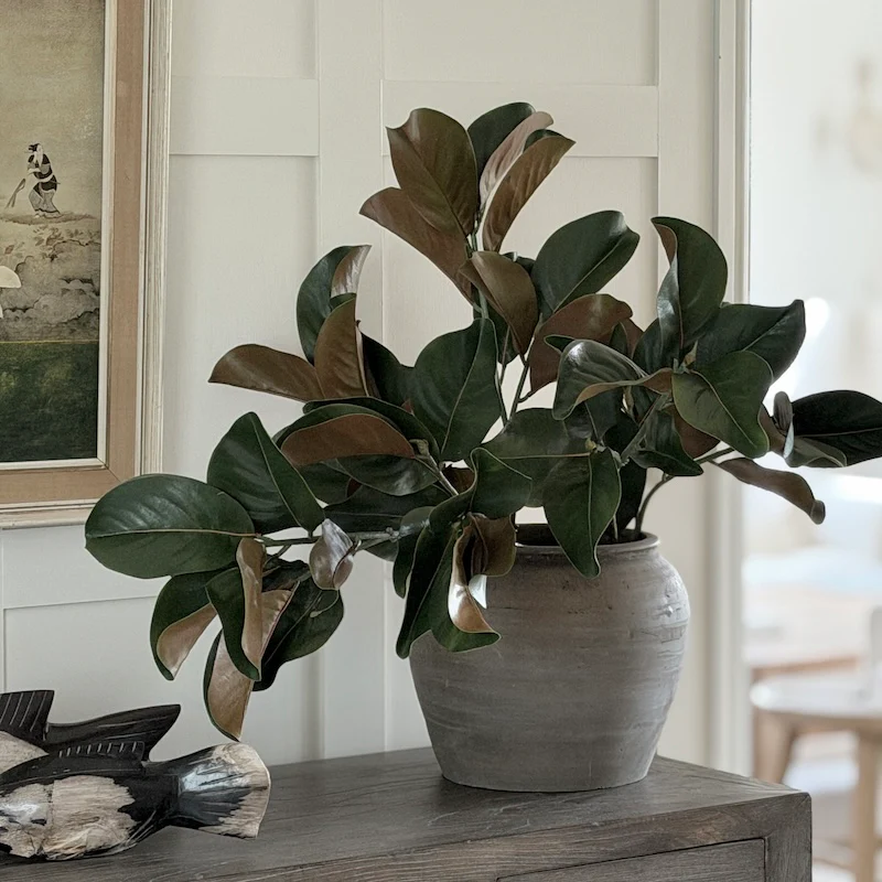 Faux Large Magnolia Leaf Spray - Image 4