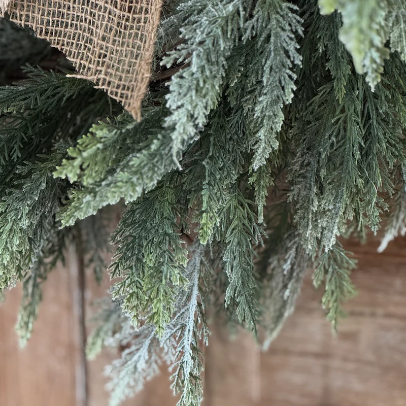 Faux Large Snowy Green Fern Wreath - 61cm - Image 3