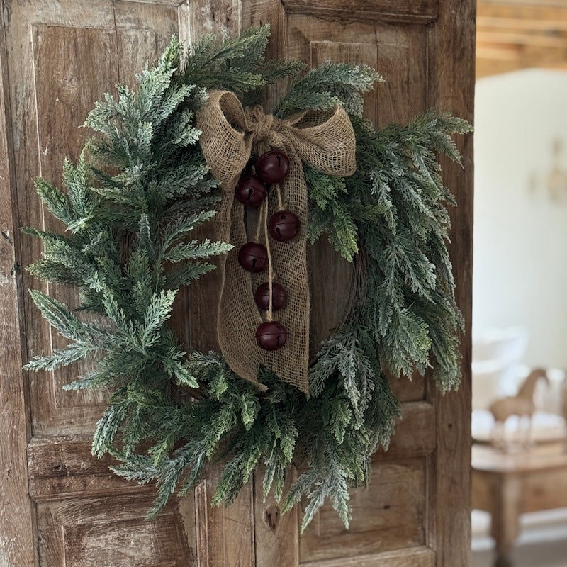 Faux Large Snowy Green Fern Wreath - 61cm - Image 4