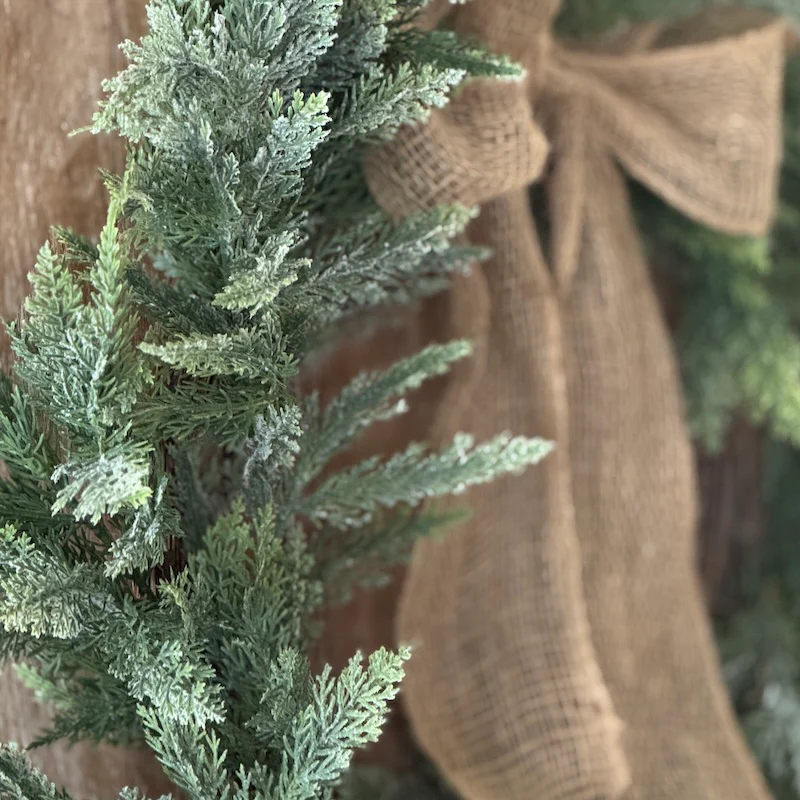 Faux Large Snowy Green Fern Wreath - 61cm - Image 6