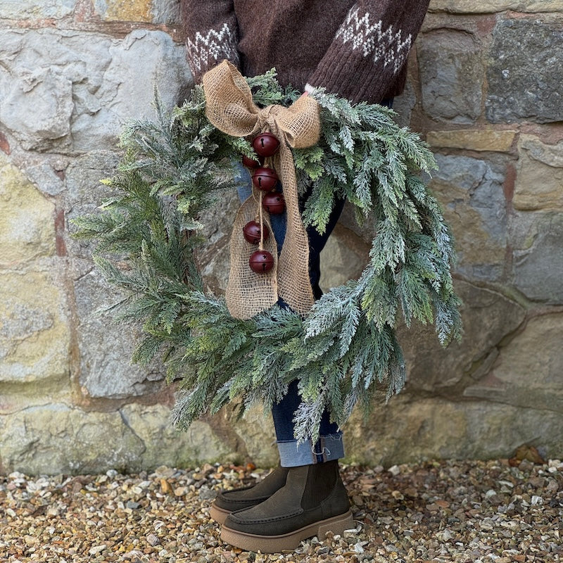 Faux Large Snowy Green Fern Wreath - 61cm - Image 7