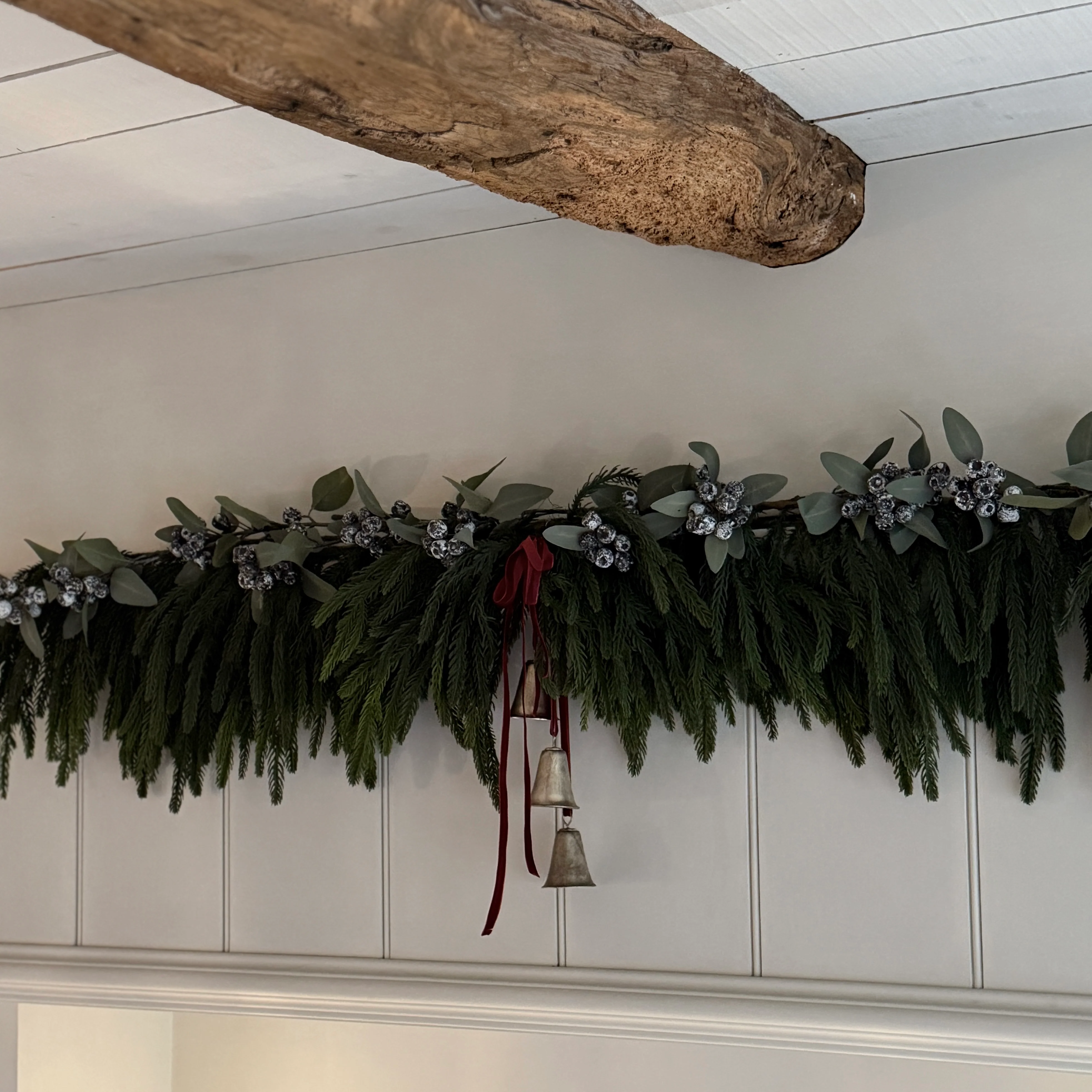 Faux Large Waxed Pine Swag Garland