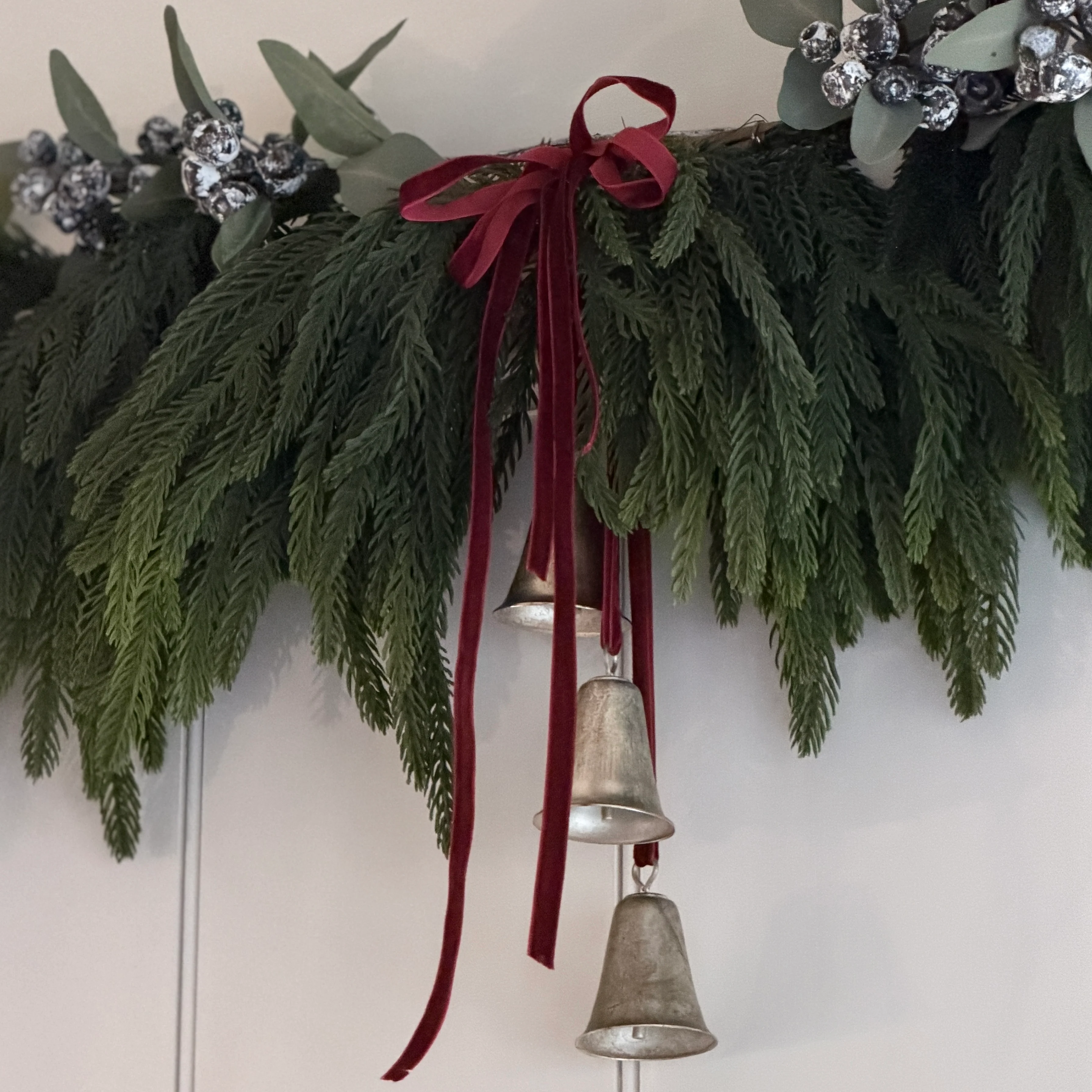 Faux Large Waxed Pine Swag Garland - Image 3
