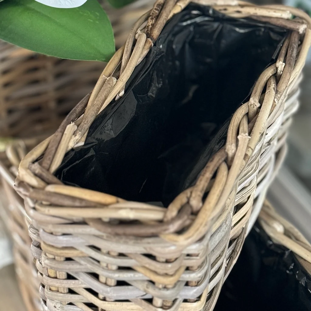 Kubu Rectangular Lined Planters - Image 3