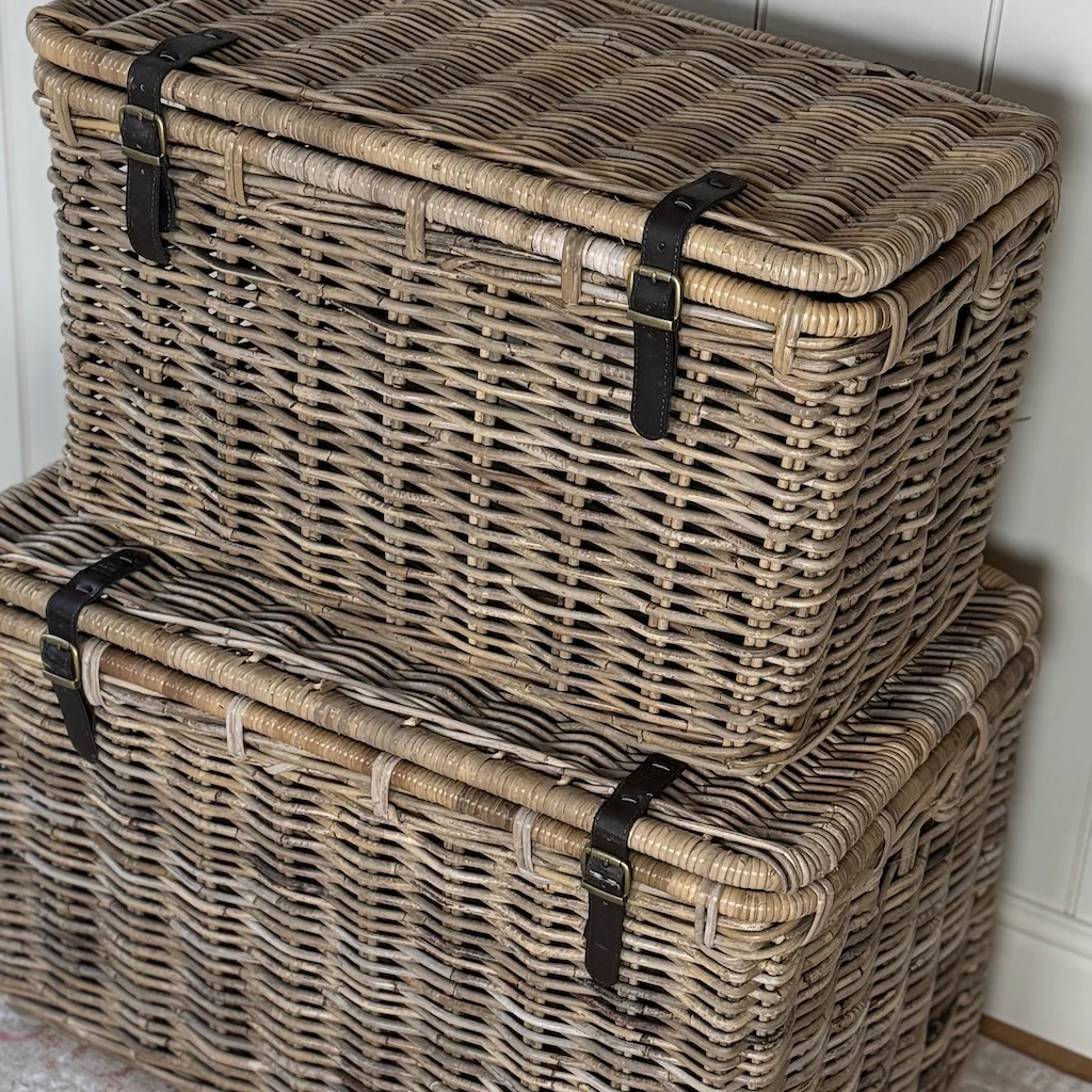 Large Wicker Hamper Baskets Lid Leather Straps 2 Sizes - Image 11