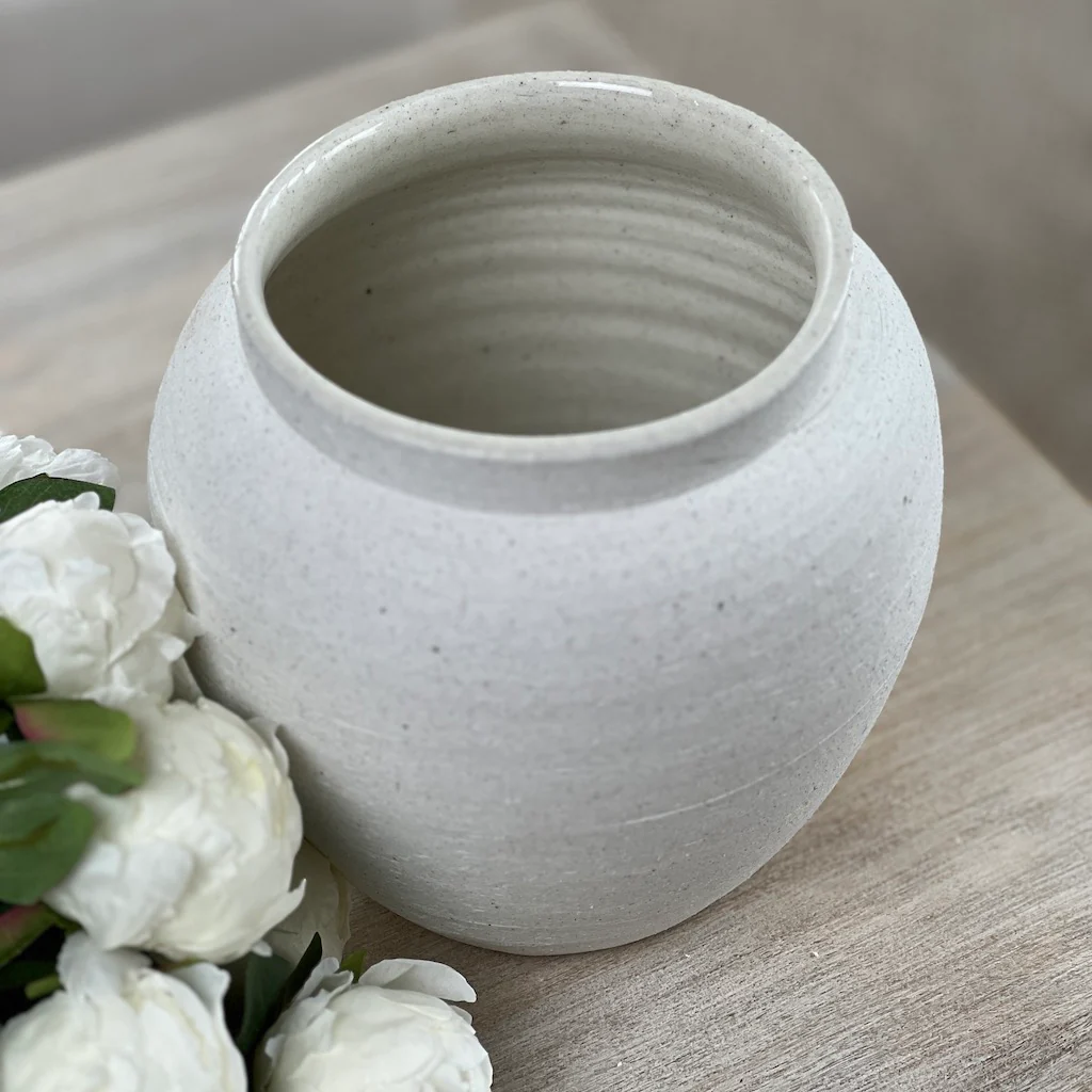 Matt White Ceramic Textured Vase - Image 3