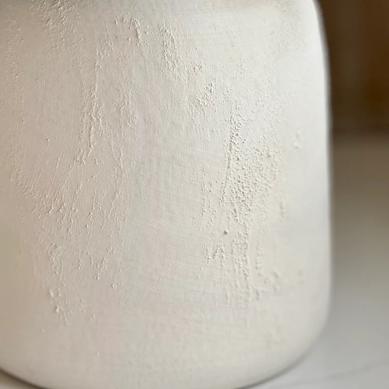 Matte Chalk Clay Vase - Image 3