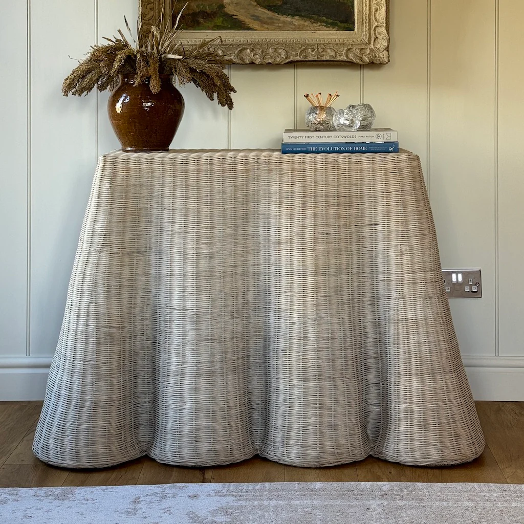 Medium Rattan Scalloped Console Table