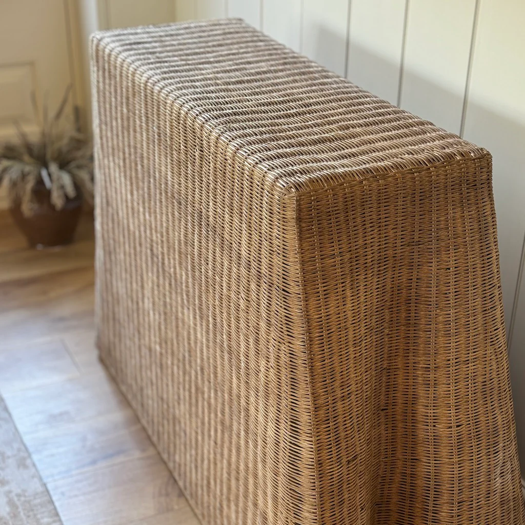 Medium Rattan Scalloped Console Table - Image 3