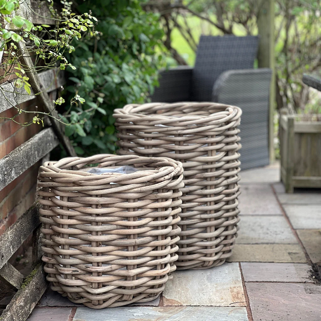 Gommaire Style Round Planters Clear Liner - Image 4