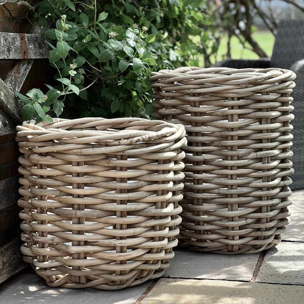 Gommaire Style Round Planters Clear Liner - Image 6