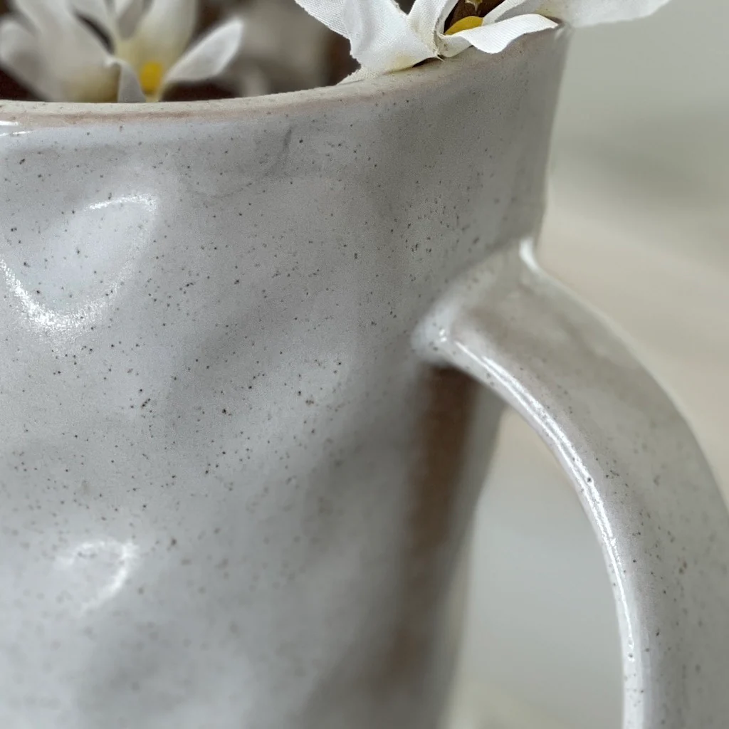 Off White Speckled Amphora Vase - Image 3