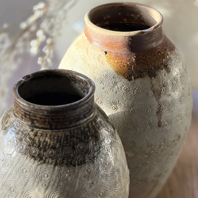 Original Vintage Chinese Earthenware Vase - Image 2