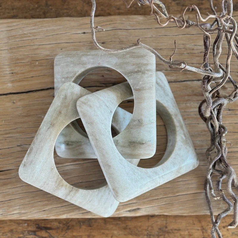 Provence Marble Links Decoration - Image 4