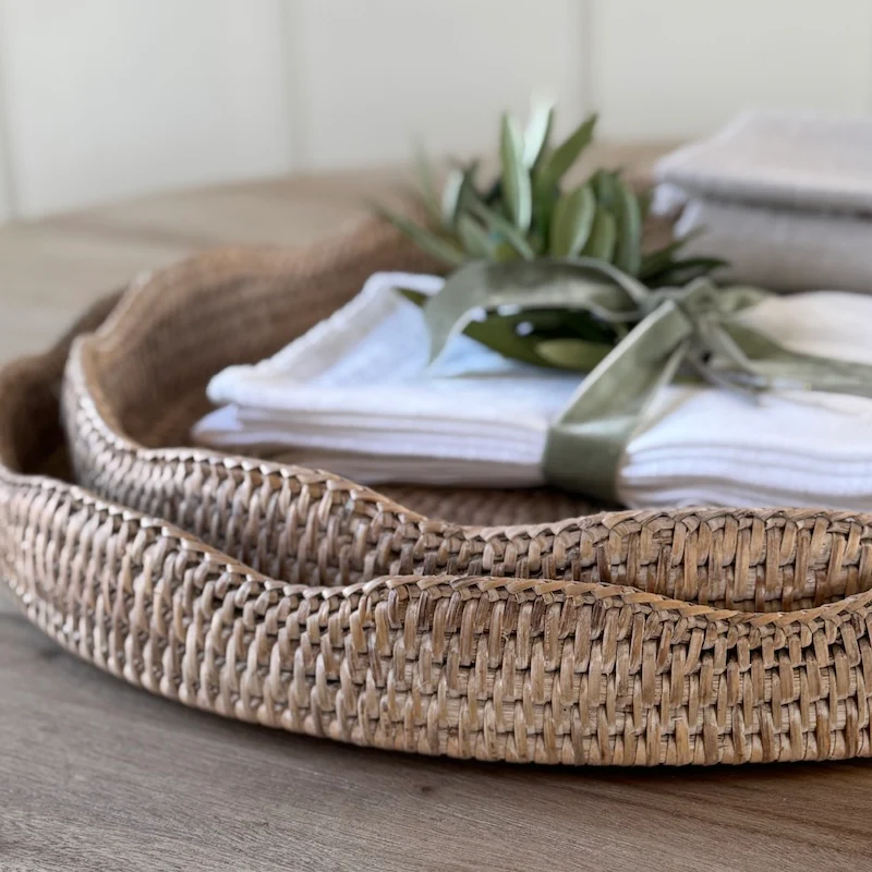 Rattan Scallop Oval Tray Whitewash - Image 3