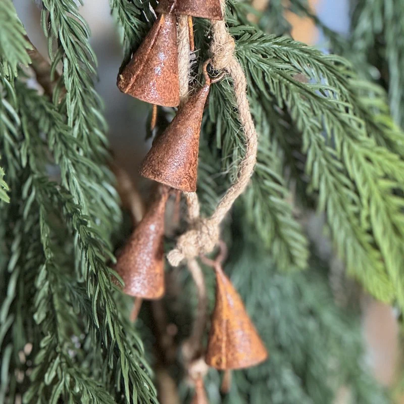Rusty Cone Bells Garland - Image 2