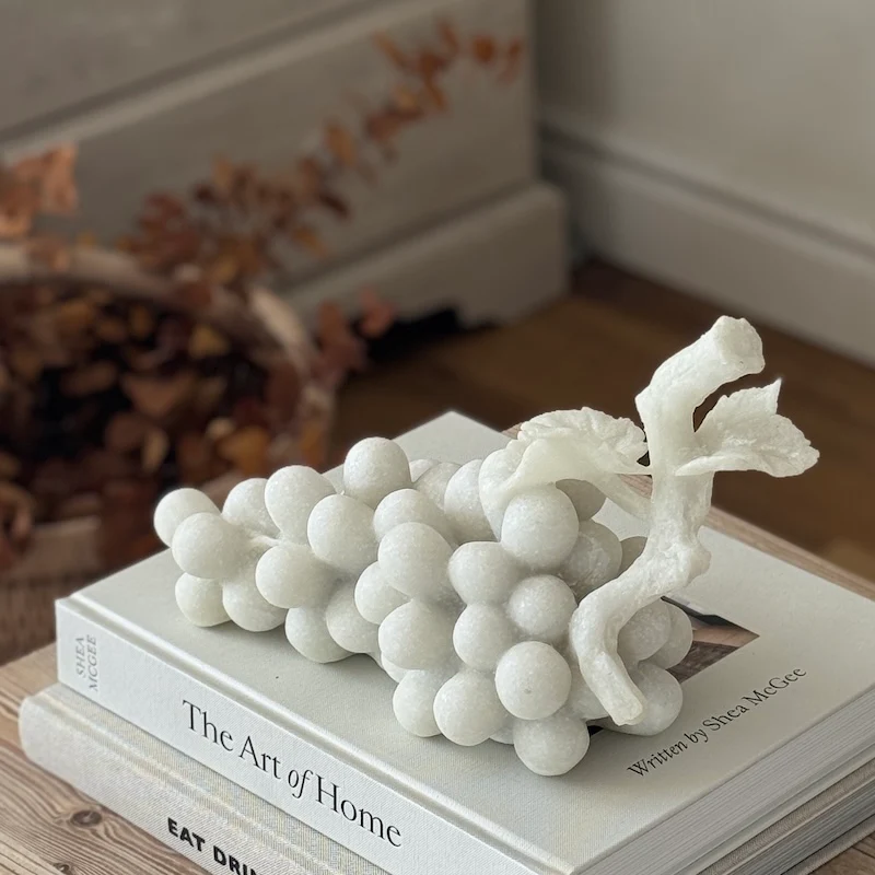 Sculptured Bunch of Grapes - Image 4