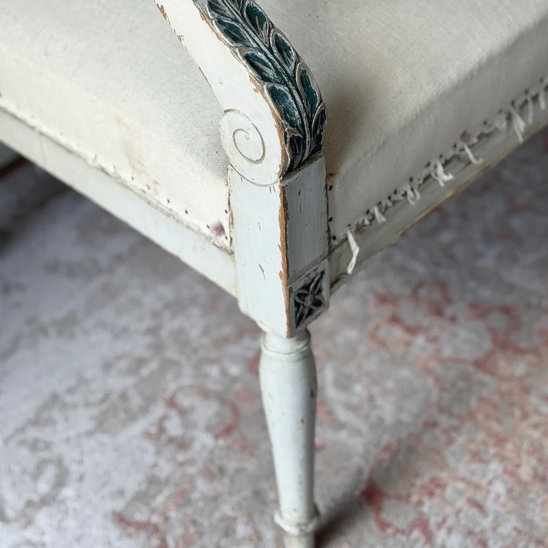 Simple Classic Vintage French Sofa - Image 7