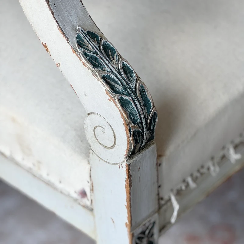 Simple Classic Vintage French Sofa - Image 8