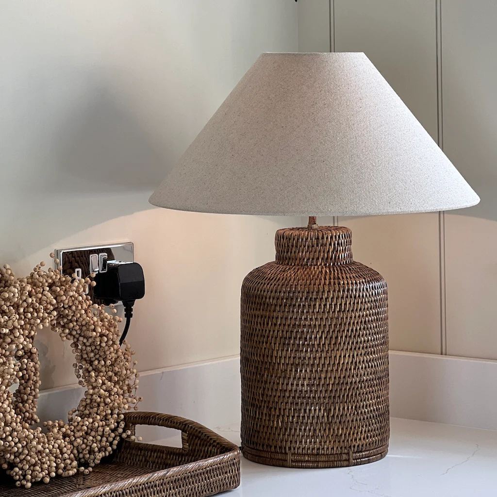Slim Caddy Rattan Lamp Antique Brown - Image 4