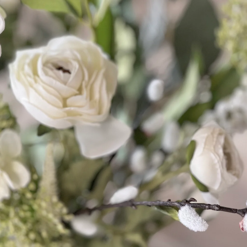 Spring Vibernum Bouquet - Image 3