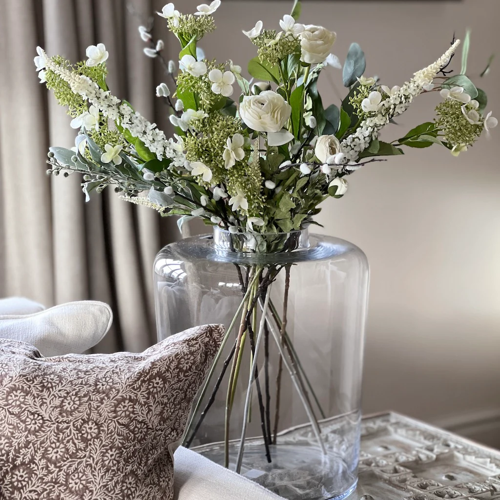 Spring Vibernum Bouquet - Image 4