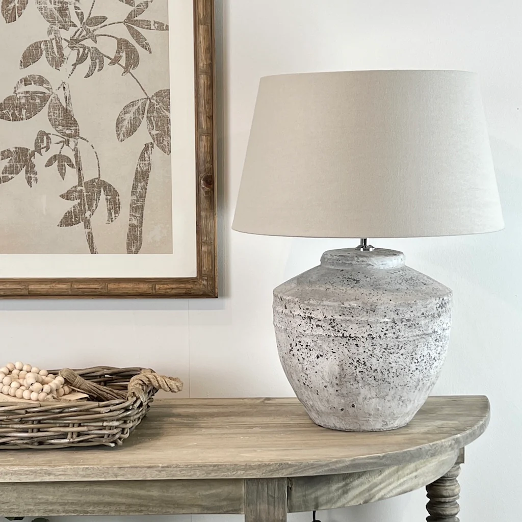 Evian Stone Effect Antique Concrete Grey Table Lamp Large - Image 3