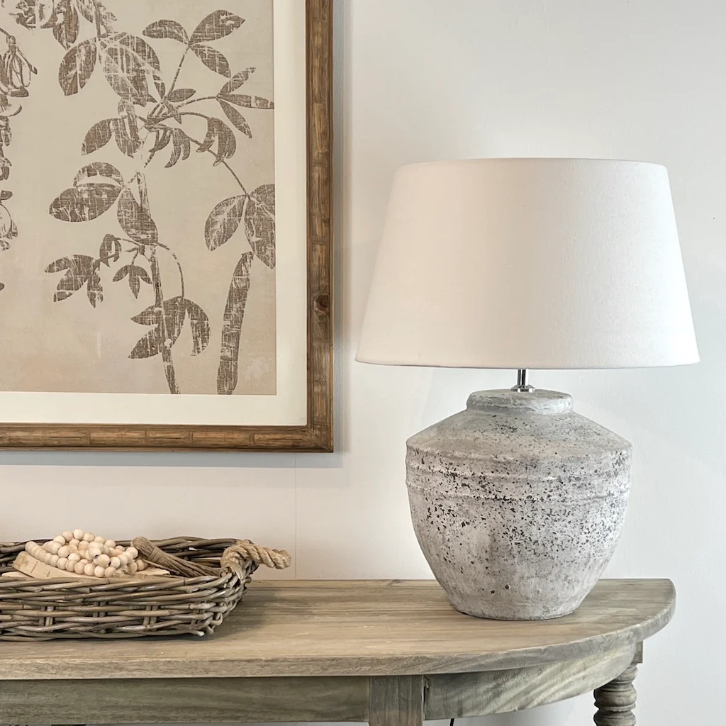 Evian Stone Effect Antique Concrete Grey Table Lamp Large - Image 4