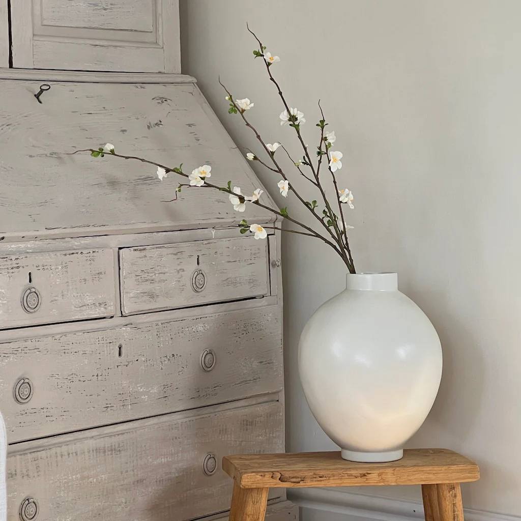 Tall Blossom Spray Cream - Image 3