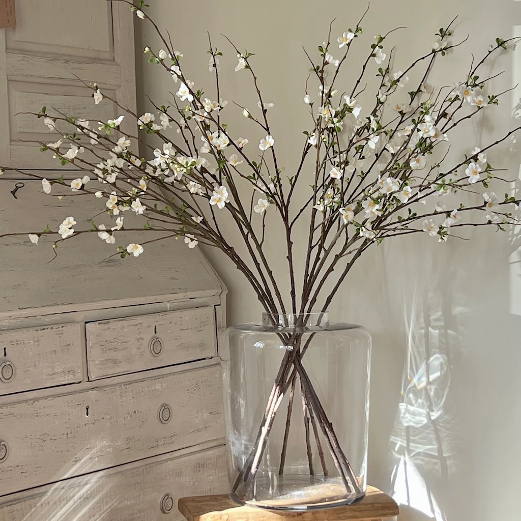 Tall Blossom Spray Cream - Image 4
