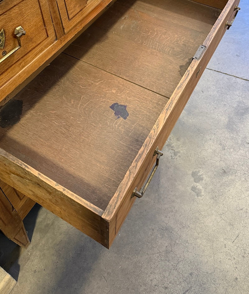 Vintage French Commode En Bois - Classic Style Chest - Image 8