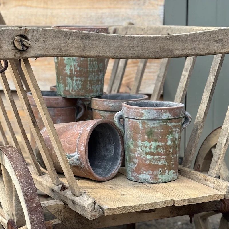 Vintage Style Straight Pot With Handles