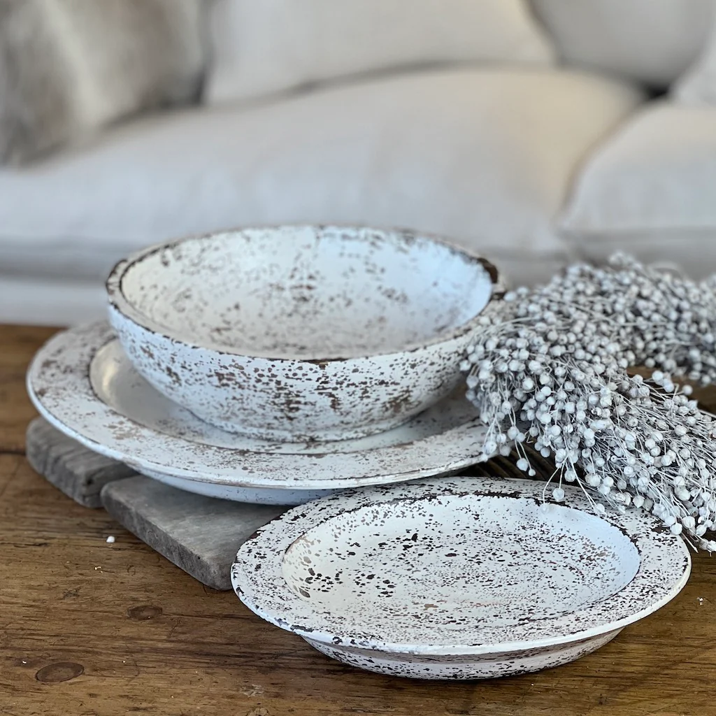 White Distressed Wooden Decorative Tableware - Image 3