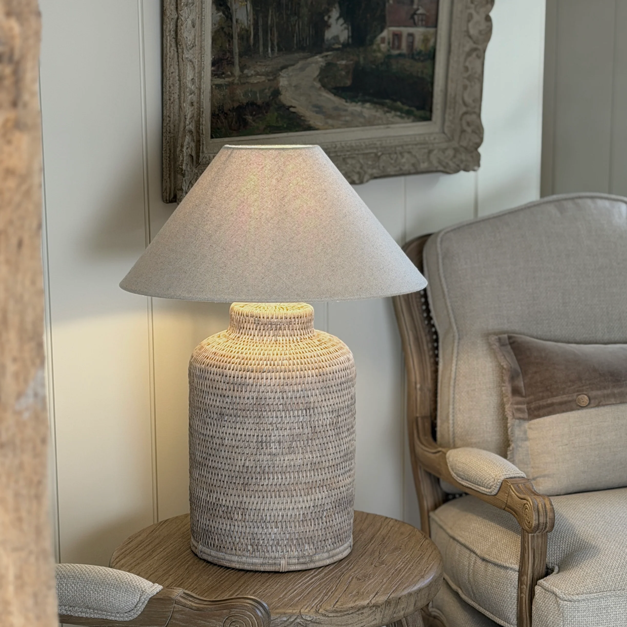 White Wash Rattan Tea Caddy Lamp - Image 2