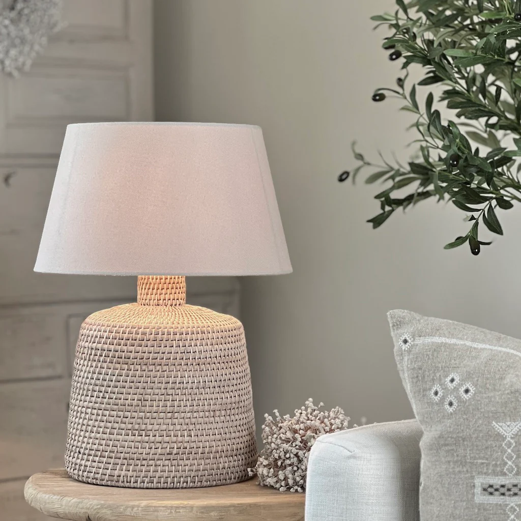 Whitewashed Rattan Squat Table Lamp - Image 4