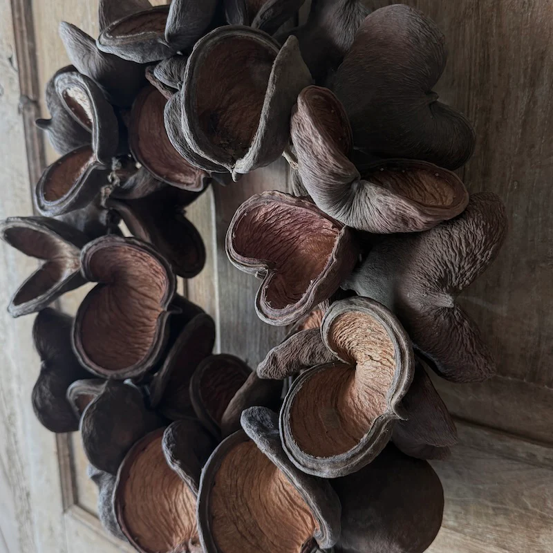 Badam Nut Wreath - 38cm - Image 2